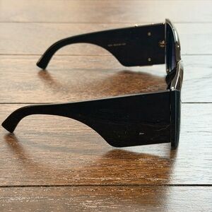 Stylish Black Sunglasses